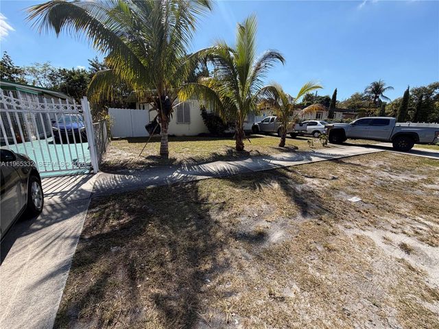 540 NW 119th St, Miami, FL 33168