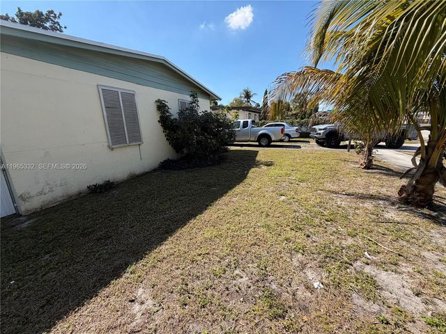 540 NW 119th St, Miami, FL 33168
