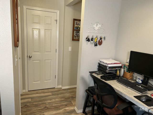 5614 Barkley Way, Caldwell, ID 83607