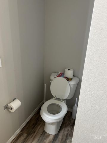 5614 Barkley Way, Caldwell, ID 83607