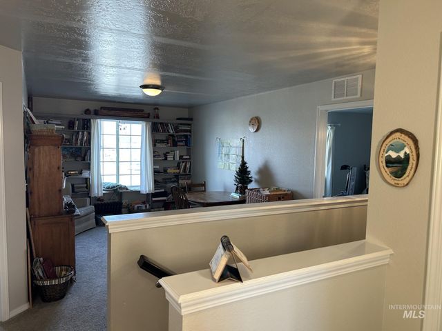 5614 Barkley Way, Caldwell, ID 83607