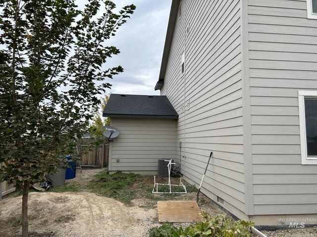 5614 Barkley Way, Caldwell, ID 83607