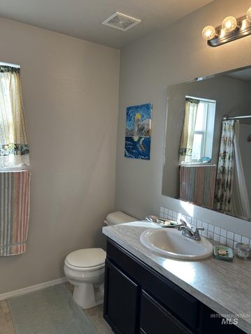 5614 Barkley Way, Caldwell, ID 83607