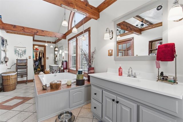 2976 Henderson Road, Mt Pleasant Twp, PA 15301