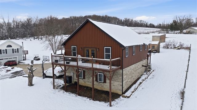 2976 Henderson Road, Mt Pleasant Twp, PA 15301