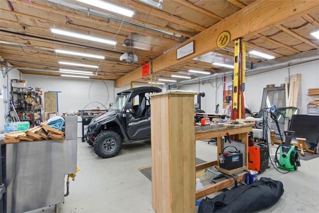 2976 Henderson Road, Mt Pleasant Twp, PA 15301