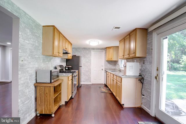 8407 SPRUCE ST, Manassas, VA 20111