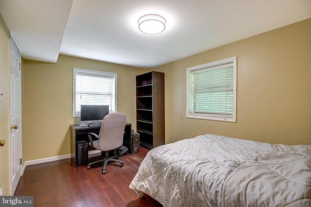 8407 SPRUCE ST, Manassas, VA 20111