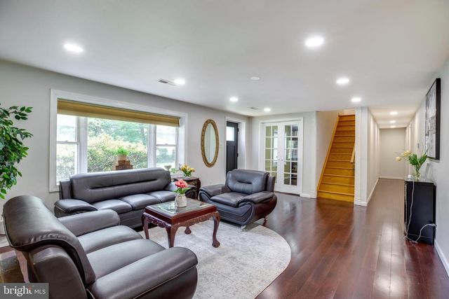 8407 SPRUCE ST, Manassas, VA 20111