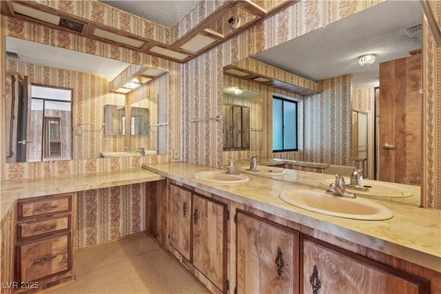 5563 Petaca Road, Las Vegas, NV 89122