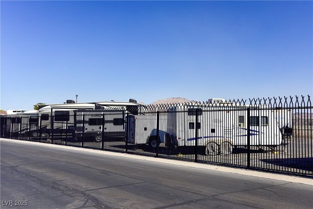 5563 Petaca Road, Las Vegas, NV 89122