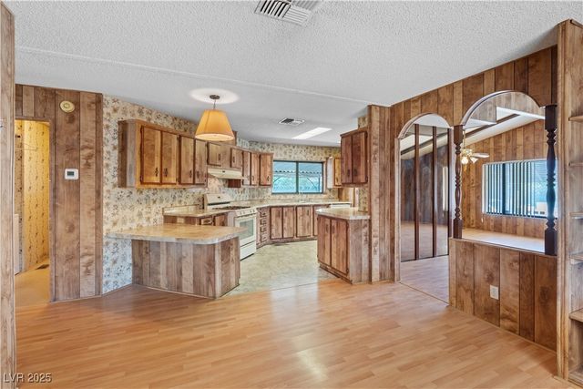 5563 Petaca Road, Las Vegas, NV 89122