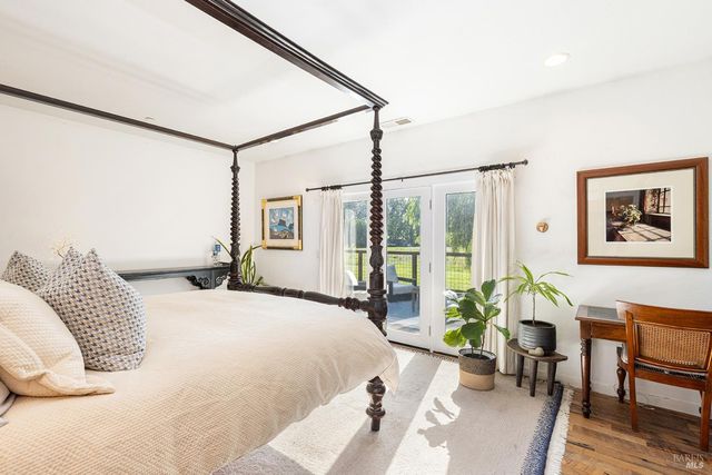 14631 Kinley Dr, Healdsburg, CA 95448