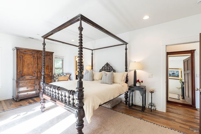 14631 Kinley Dr, Healdsburg, CA 95448