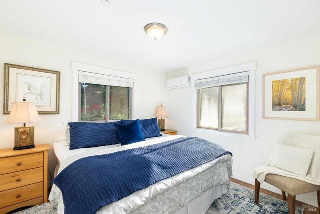 14631 Kinley Dr, Healdsburg, CA 95448