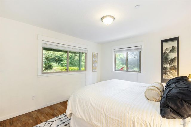 14631 Kinley Dr, Healdsburg, CA 95448
