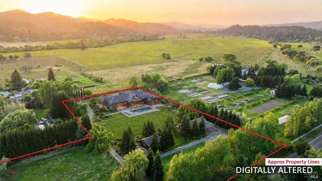 14631 Kinley Dr, Healdsburg, CA 95448