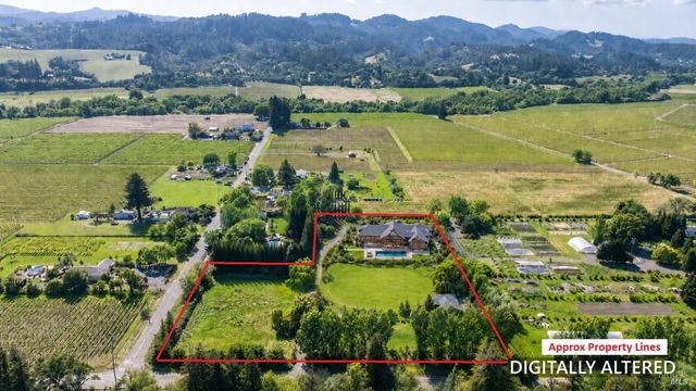 14631 Kinley Dr, Healdsburg, CA 95448