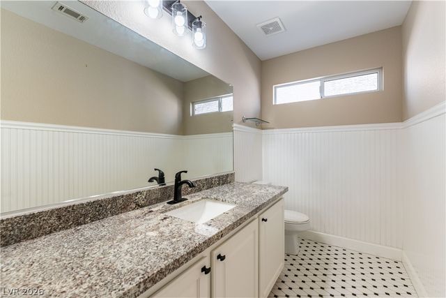 9813 Peseo Cresta Avenue, Las Vegas, NV 89117