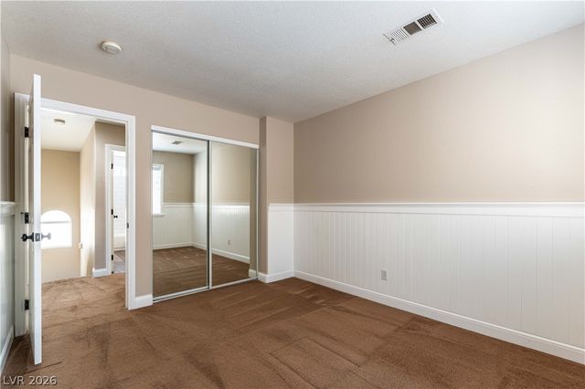 9813 Peseo Cresta Avenue, Las Vegas, NV 89117