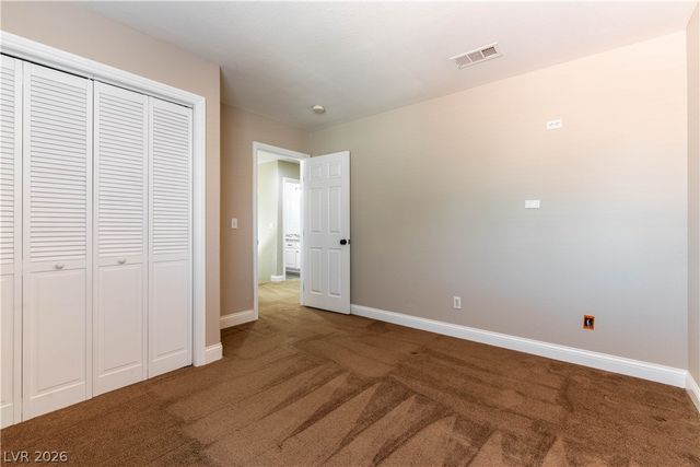 9813 Peseo Cresta Avenue, Las Vegas, NV 89117