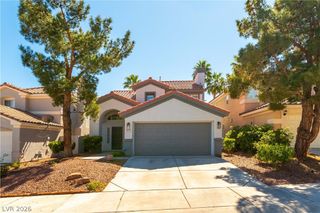 9813 Peseo Cresta Avenue, Las Vegas, NV 89117