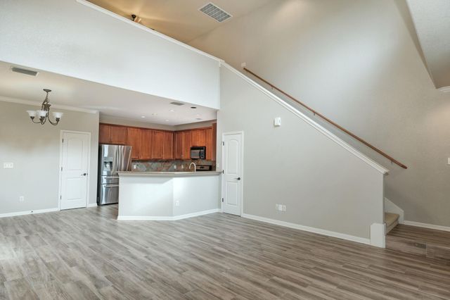 8701 Escarpment BLVD 82, Austin, TX 78749
