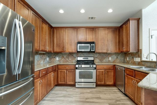 8701 Escarpment BLVD 82, Austin, TX 78749