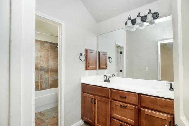 8701 Escarpment BLVD 82, Austin, TX 78749