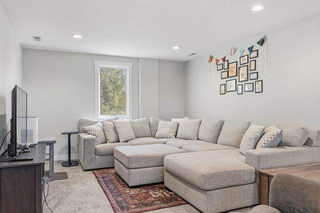11618 Yellowstone Trail, Harlan, IN 46743