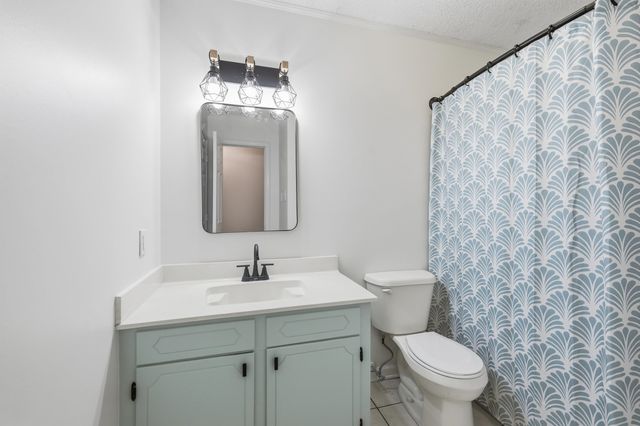 305 Louis Dr, Houma, LA 70364