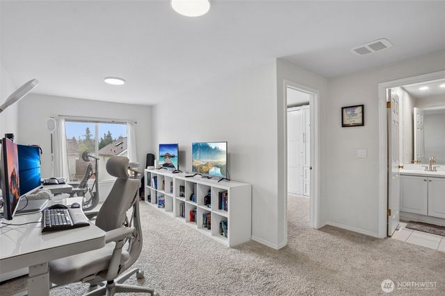 3723 NE 6th Street, Renton, WA 98056