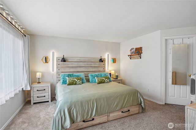 3723 NE 6th Street, Renton, WA 98056