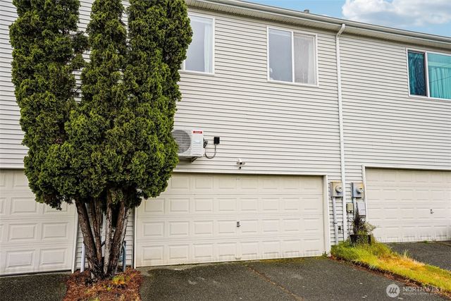3723 NE 6th Street, Renton, WA 98056