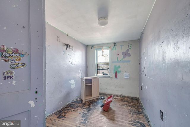 2936 ROYDEN ST, Camden, NJ 08105