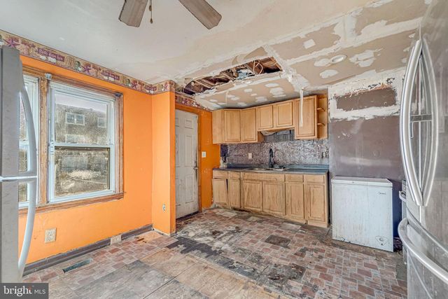 2936 ROYDEN ST, Camden, NJ 08105