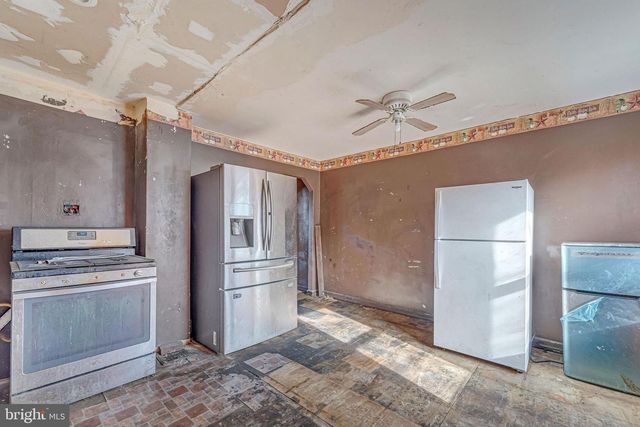 2936 ROYDEN ST, Camden, NJ 08105