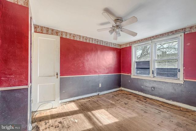 2936 ROYDEN ST, Camden, NJ 08105