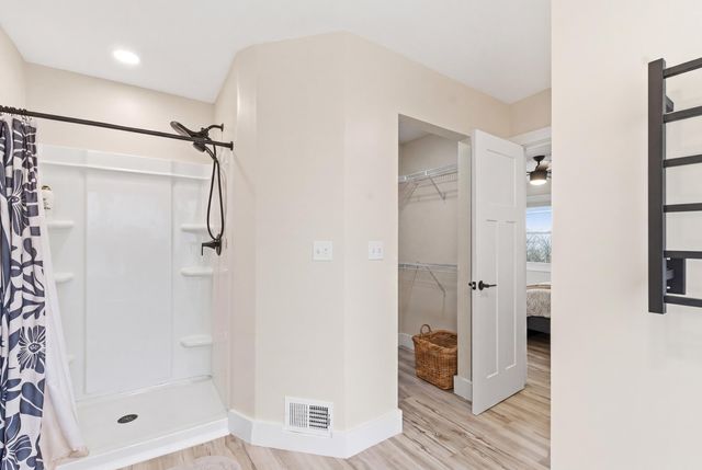 7779 Newport Drive, Clarkston, MI 48348