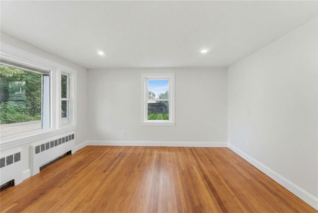 28 Plain Street, East Providence, RI 02916