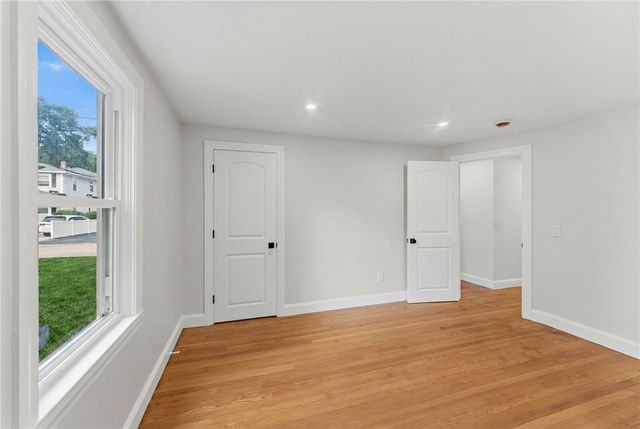 28 Plain Street, East Providence, RI 02916