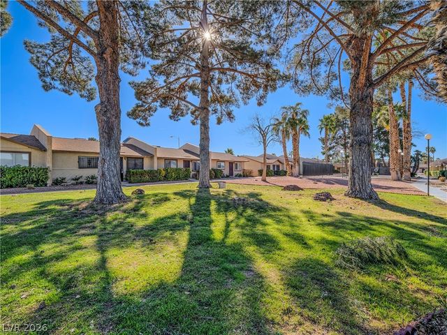 372 Linn Lane, Las Vegas, NV 89110