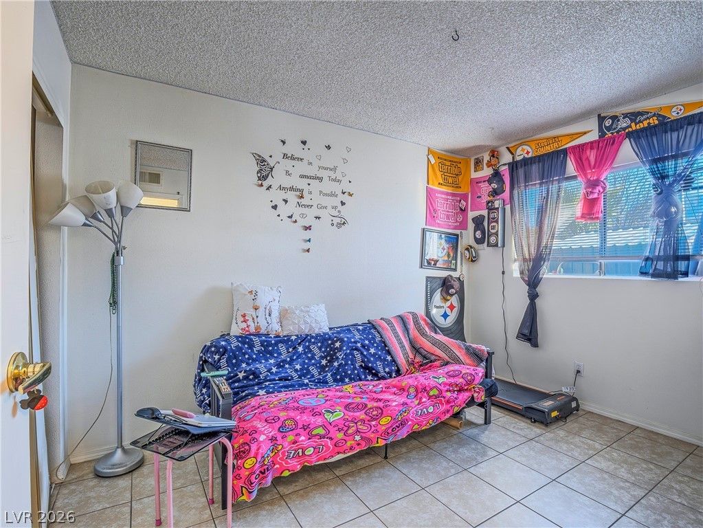 Image 16 of property listing at 372 Linn Lane, Las Vegas, NV 89110