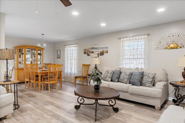 1508 Jewell Dr, Columbia, TN 38401