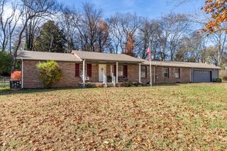 1508 Jewell Dr, Columbia, TN 38401