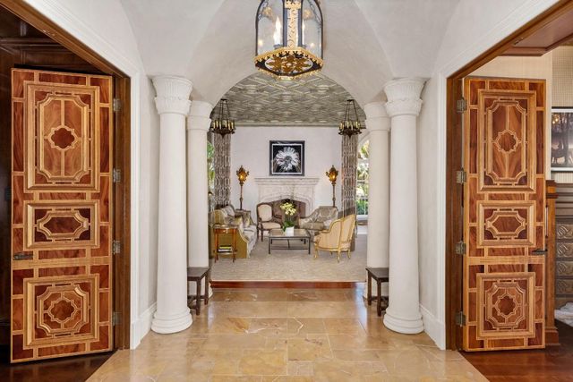 820 S Ocean Boulevard, Manalapan, FL 33462