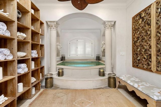 820 S Ocean Boulevard, Manalapan, FL 33462