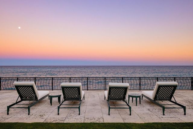 820 S Ocean Boulevard, Manalapan, FL 33462