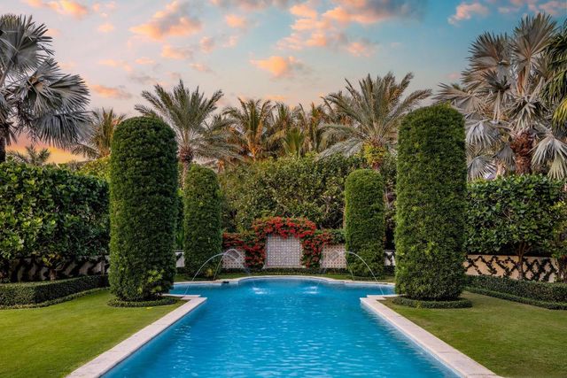 820 S Ocean Boulevard, Manalapan, FL 33462