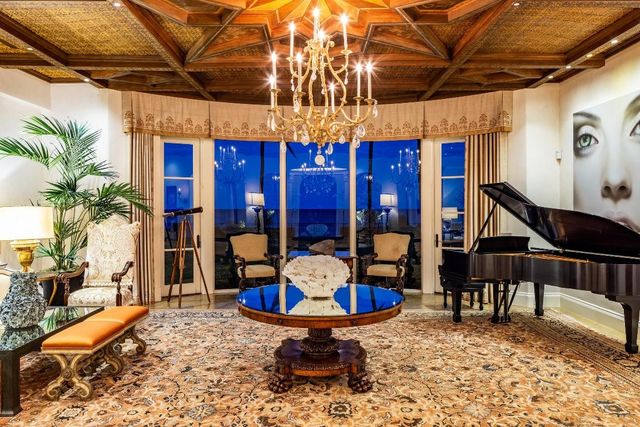 820 S Ocean Boulevard, Manalapan, FL 33462